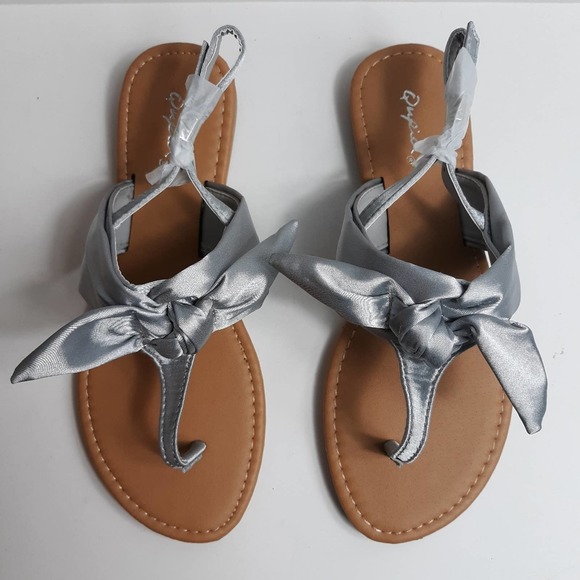 Qupid Shoes - Qupid Thong Sandals Shoes Women 7 Silver Satin Bow Slingbacks Flat Flip Flops